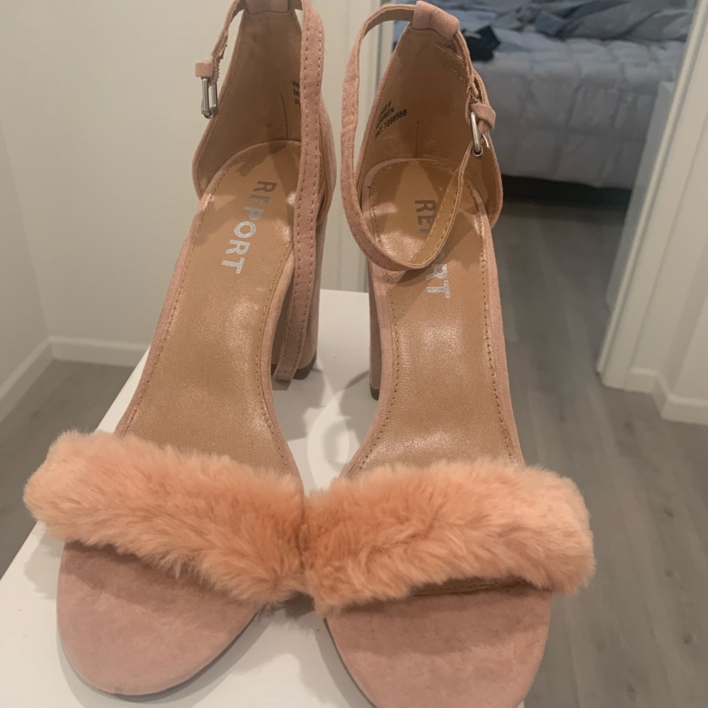 Report Block Heel Sandal Fuzzy, 9 - image 1